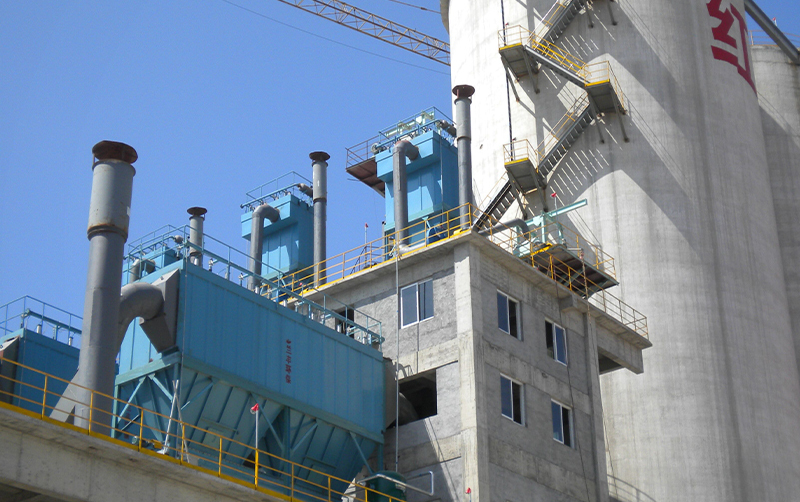 LPF系列氣箱脈沖袋式除塵器(qì)