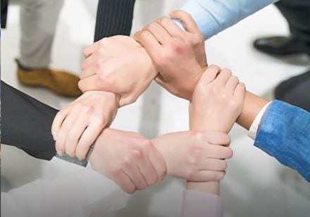 集聚複合型人(rén)才